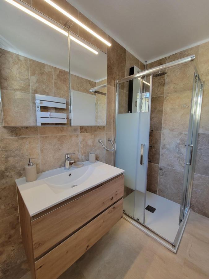 Holiday home Elegant Au Calme Mazan